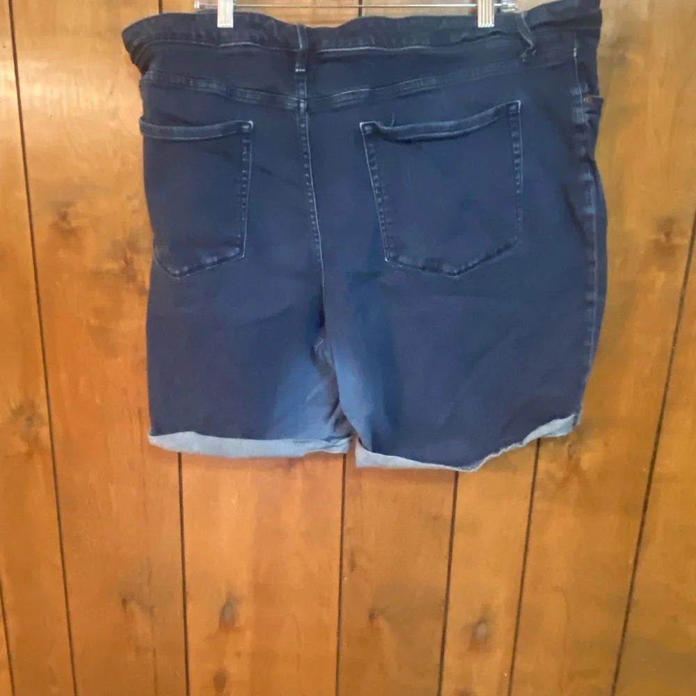 Ava & Viv Indigo Stretch Denim Bermuda Shorts - Picture 3 of 3